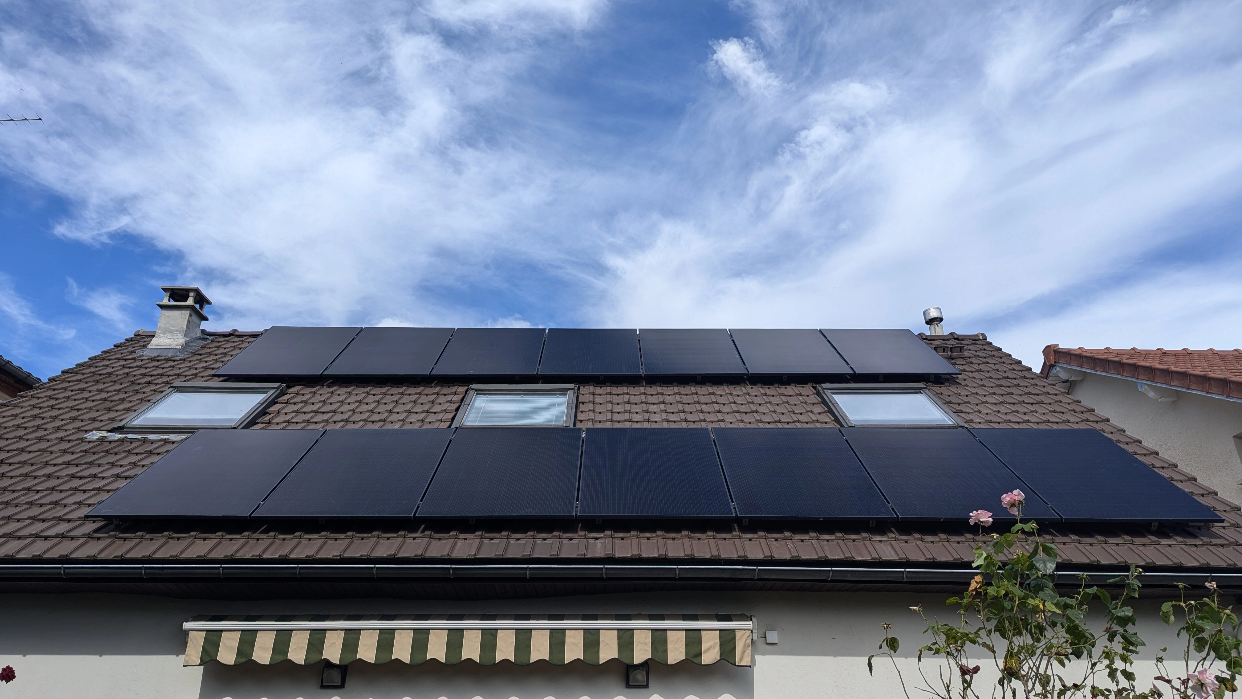 Énergies renouvelables : panneaux photovoltaïques et chauffe-eau thermodynamique